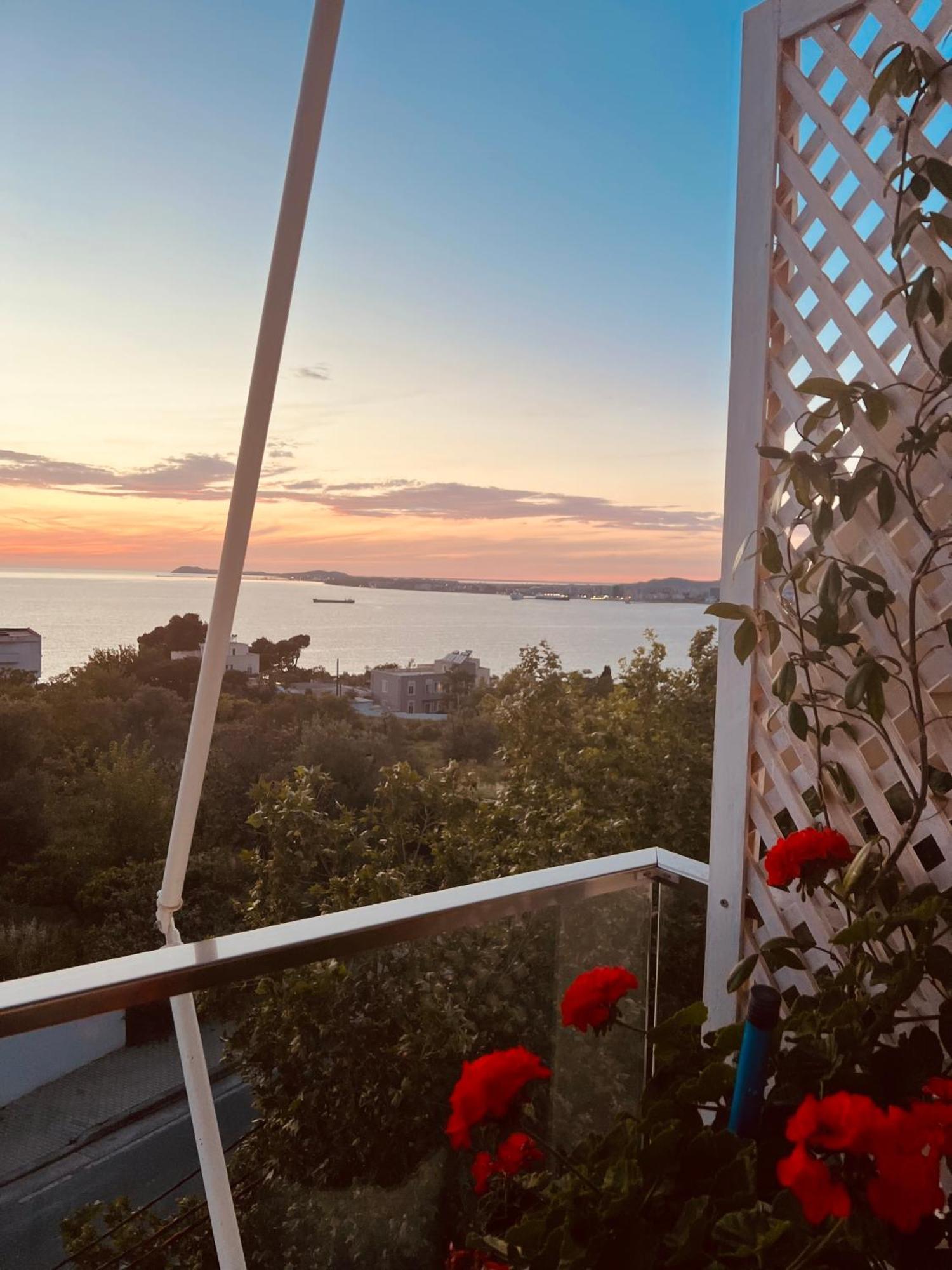 Sunny Breeze Apartment Vlore Ngoại thất bức ảnh